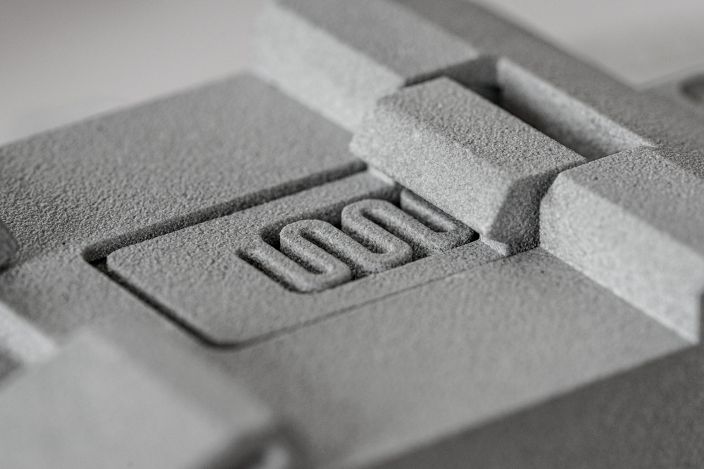 Technisches PA12-Bauteil aus dem MJF 3D-Druck für industrielle Anwendungen