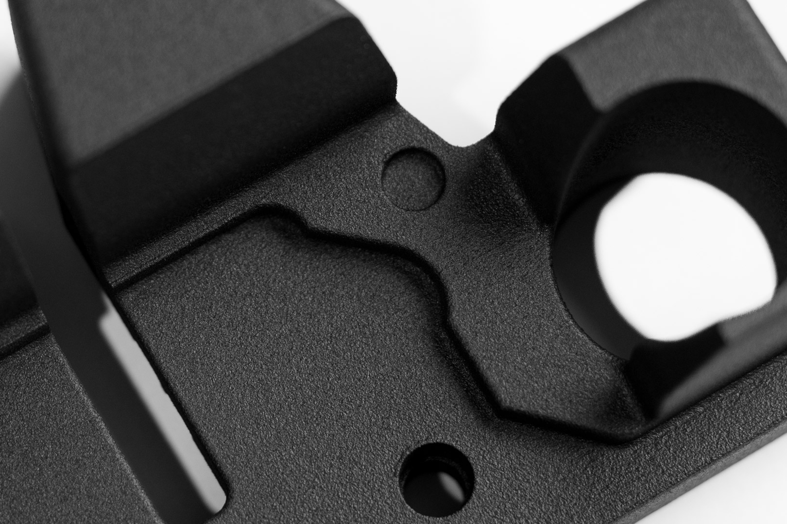 Schwarz gefärbtes PA11-Bauteil aus dem HP Multi Jet Fusion 3D-Druck